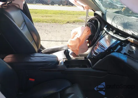 2017 Cadillac Xts Luxury z USA, uszkodzony, nr VIN 2G61M5S33H9118366